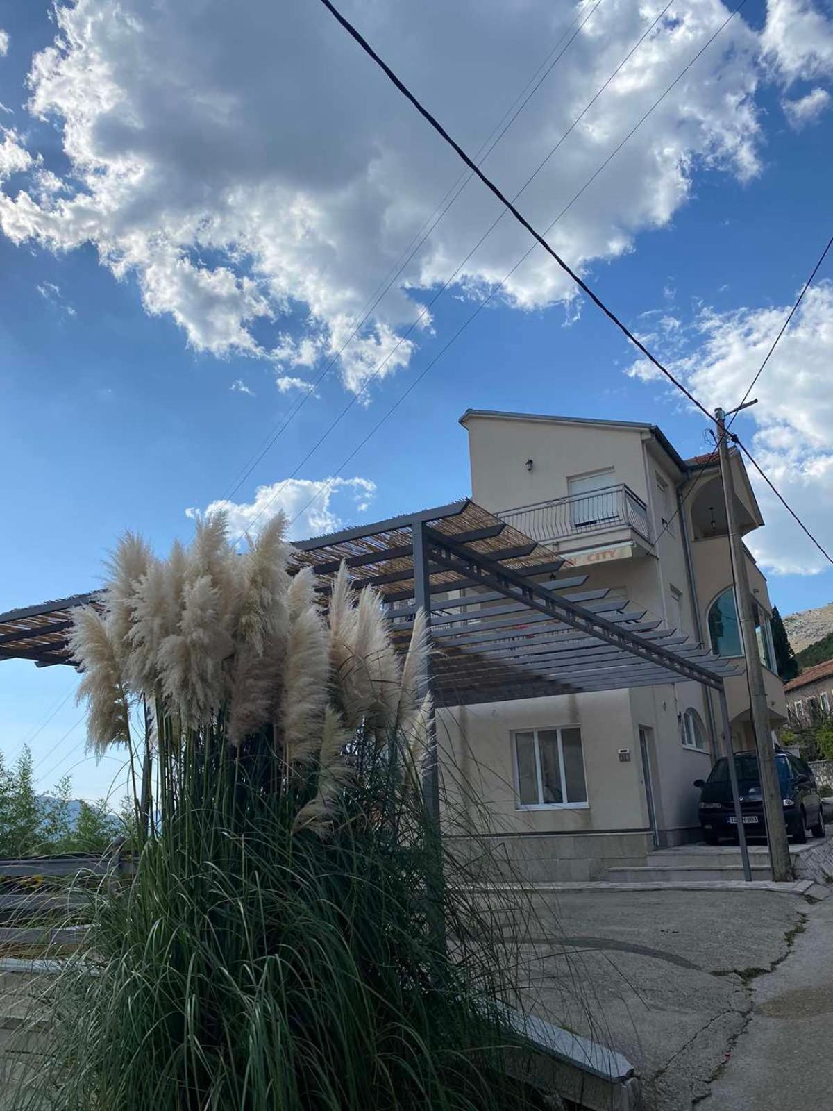 Sun City Apartments Trebinje Kültér fotó
